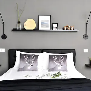 Apartment Pi Greco, Syracuse